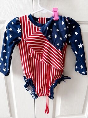 Caden Lane Patriotic Long Sleeve Rash Guard Swimsuit + Matching Sun Hat